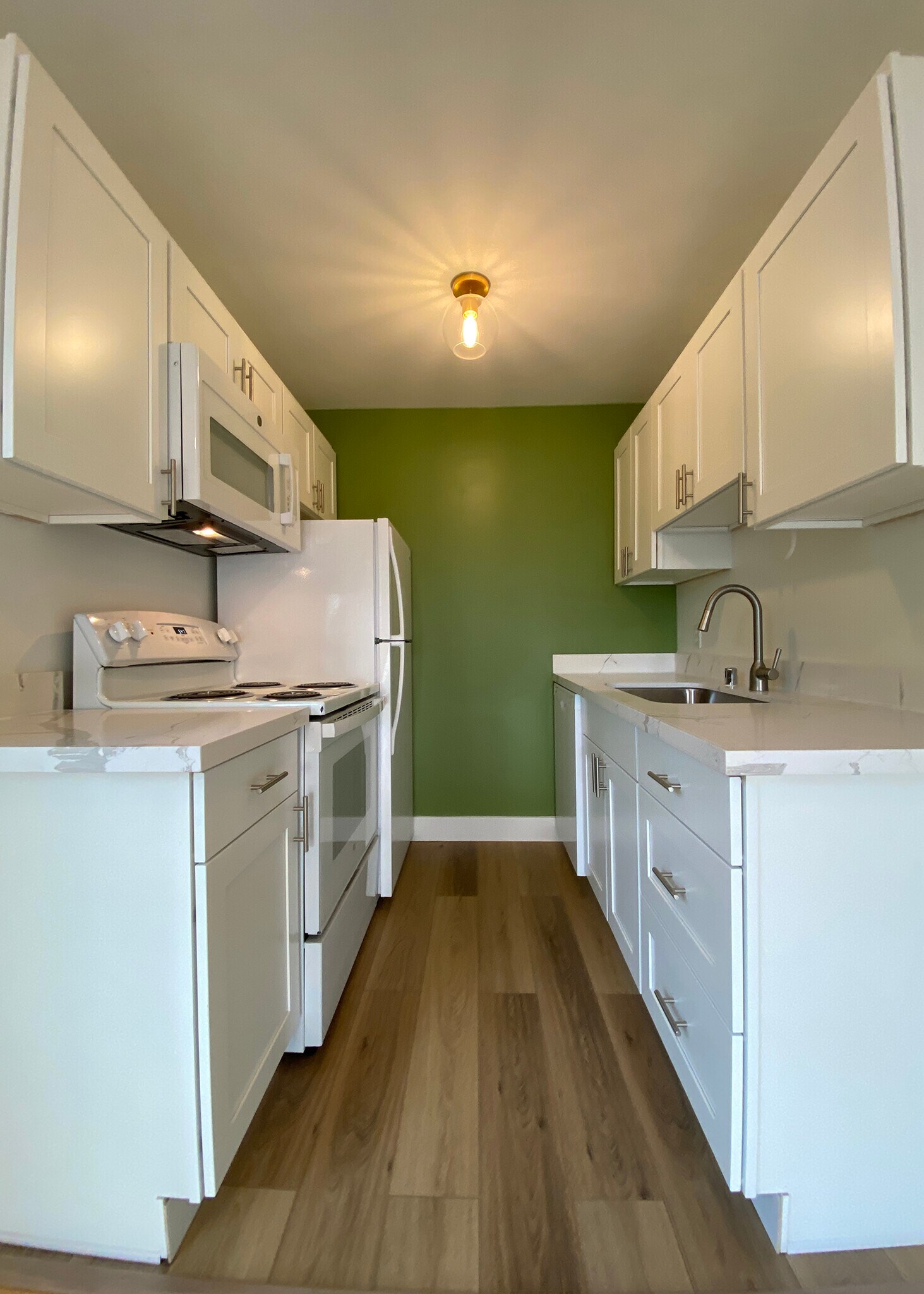 Building Photo - 65 Kirkland Ave