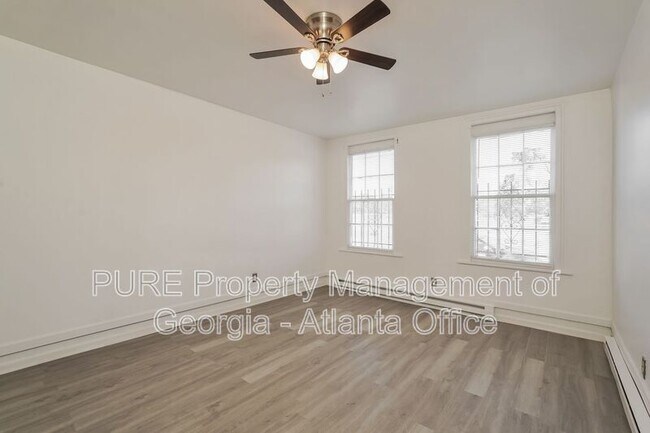 Building Photo - 312 Walton Wy