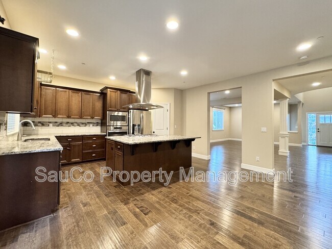 Building Photo - 11877 NW Cedar Ct