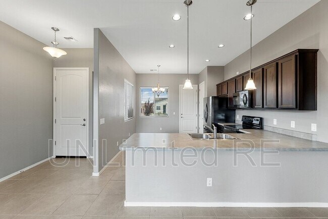 Building Photo - 6041 Livingston Loop