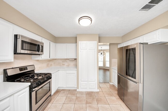 Building Photo - 3834 Carya Cir