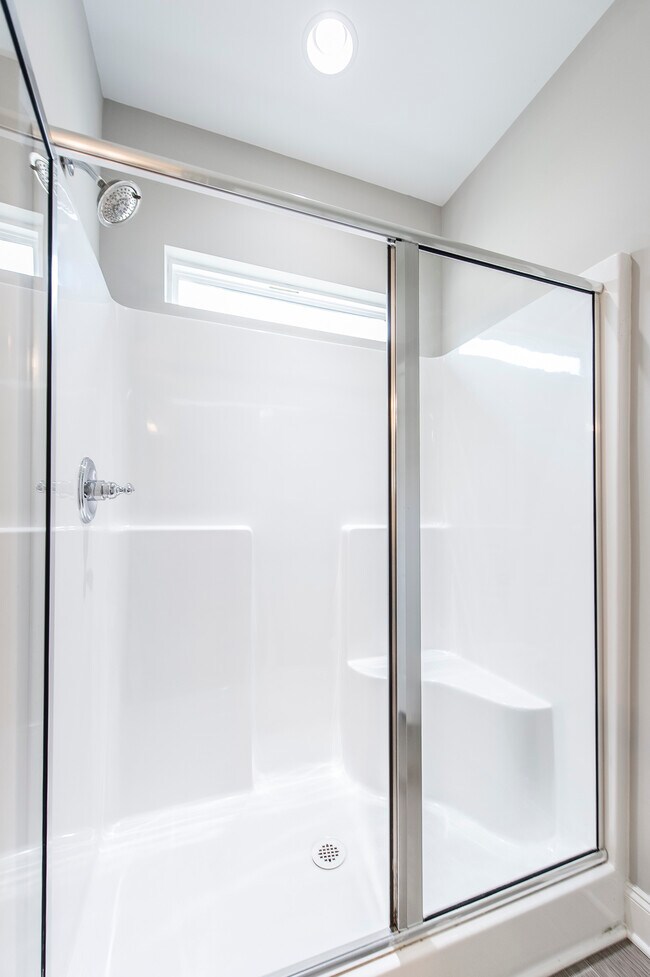 Building Photo - 1048 Westgate Dr