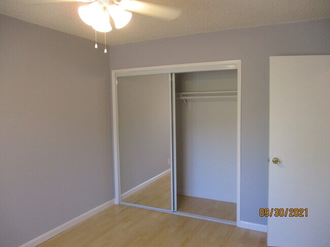 Building Photo - 3227 Altura Ave