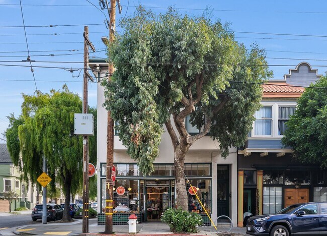 Building Photo - Remodeled pet friendly, top floor 2BR with in-unit laundry