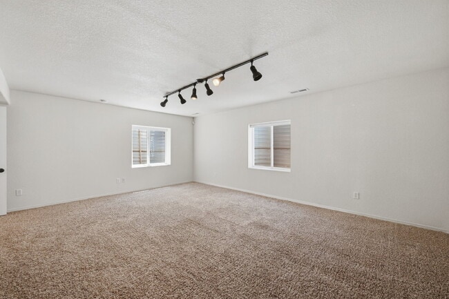 Building Photo - $2,640.95 with $300 off the first month's rent, 4 Beds - 3.5 Bath, Single Family Home in Colorado...
