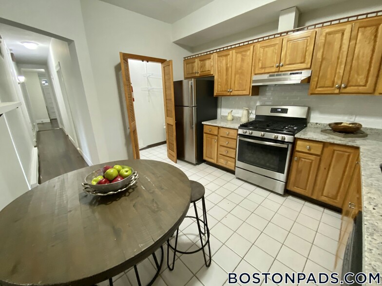 Building Photo - 34 Orkney Rd