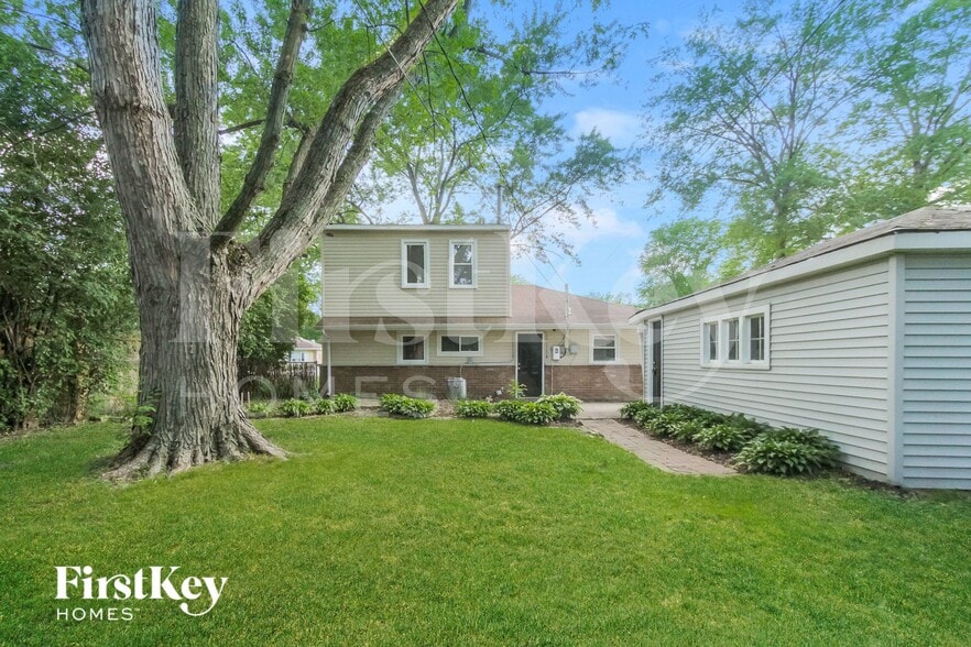 Building Photo - 164 Blackhawk Dr