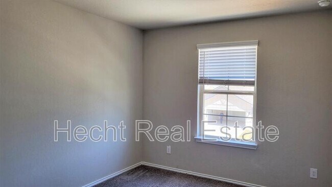 Building Photo - 2440 Ayers Dr