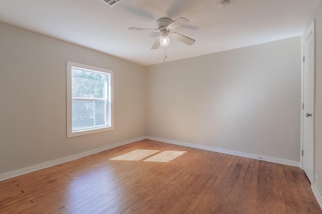 Building Photo - 13563 FM Rd 2432