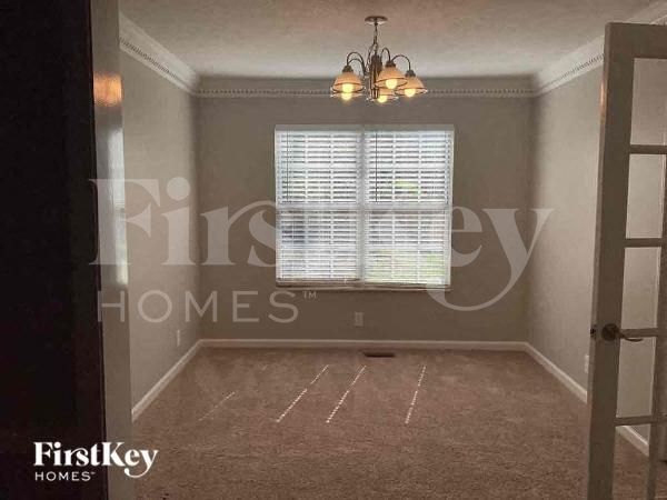 Building Photo - 1133 Burlingame Ct