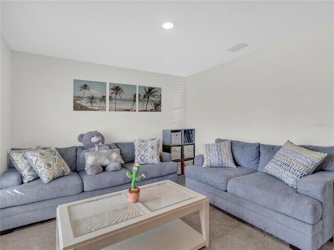 Building Photo - 16767 Sunburst Lake St