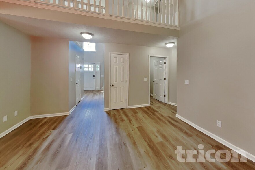Building Photo - 800 Chaney Woods Dr