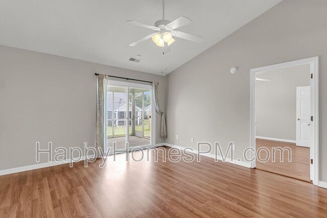 Building Photo - 7359 Suncatcher Dr