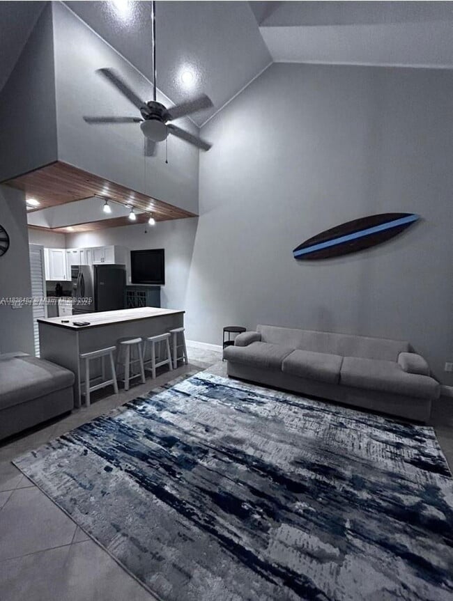 Building Photo - 51 N Lakeshore Dr