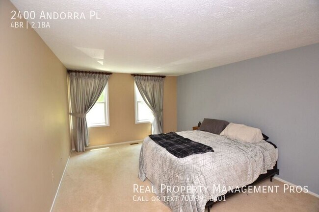 Building Photo - 2400 Andorra Pl