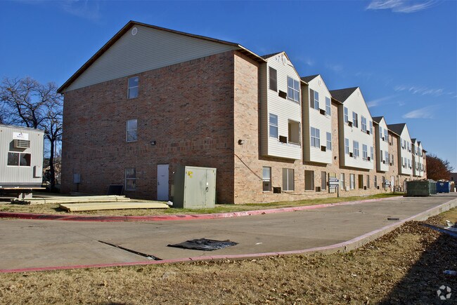 Building Photo - Blessing Court
