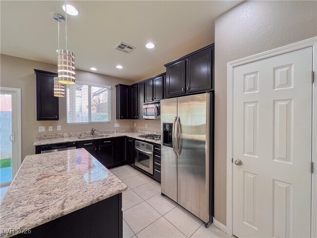 Building Photo - 10955 Sardinia Sands Dr