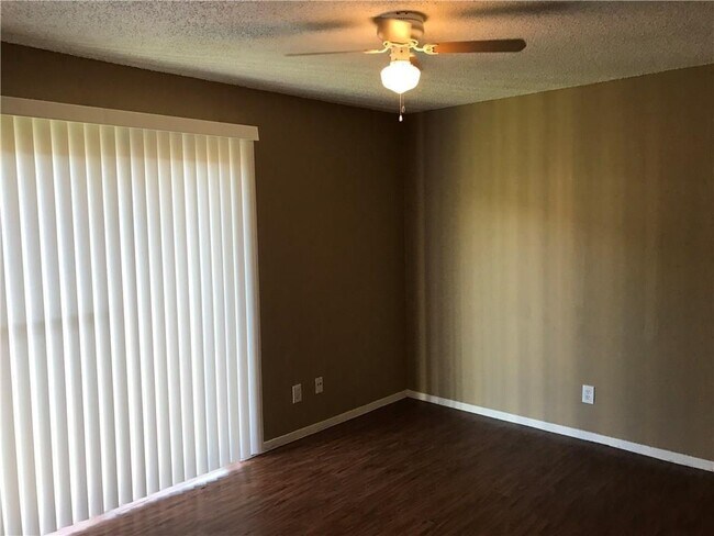 Building Photo - 2705 Windswept Cove