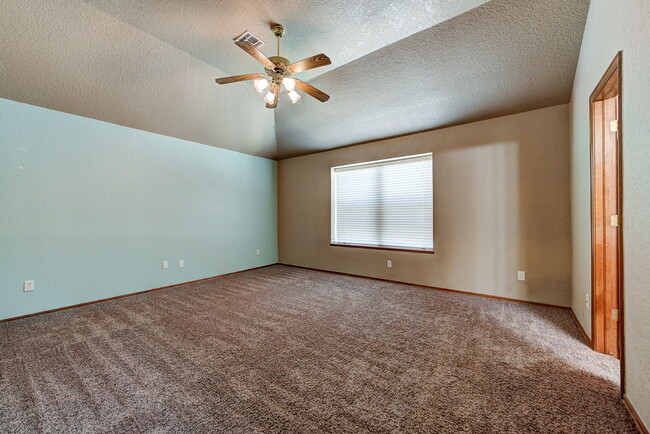 Building Photo - 2908 Astor Dr