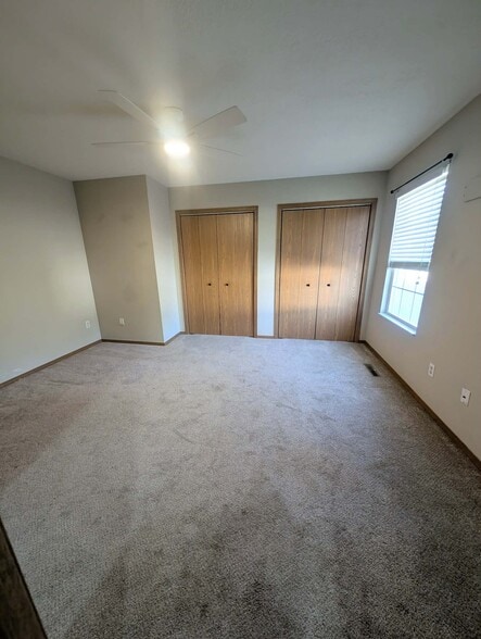 Building Photo - 1802-1804 N Laurel Hill Pl