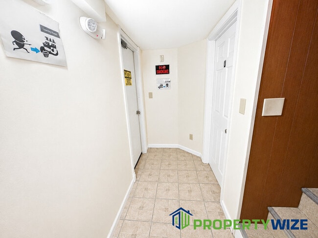 Building Photo - 516 Beaumont Ave