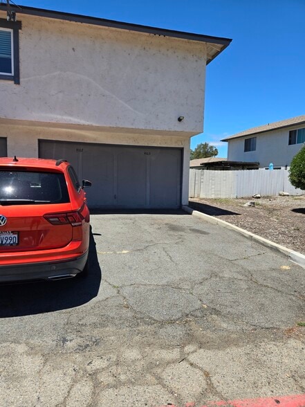 Building Photo - 4165 Tiberon Dr