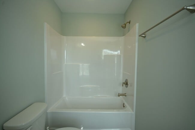 Building Photo - Sneads Ferry, Beachside Village Townhome! ...