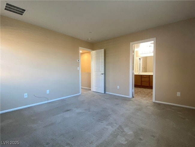 Building Photo - 976 Harbor Ave