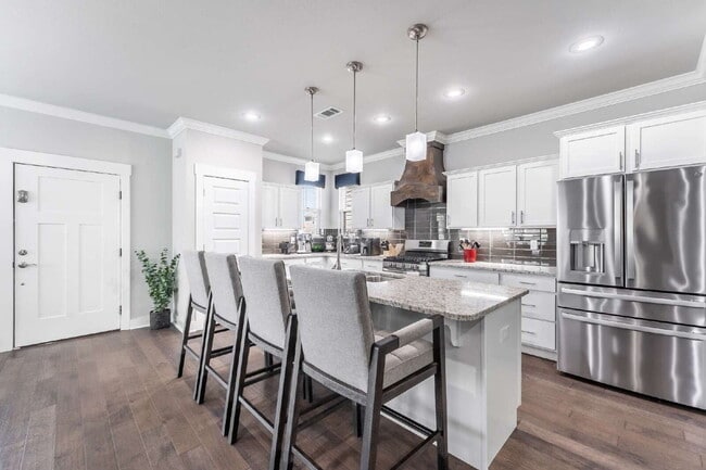 Building Photo - 3-Bedroom Retreat with 2.5 Baths in Rogers, AR – Spacious 2055 Sq Ft