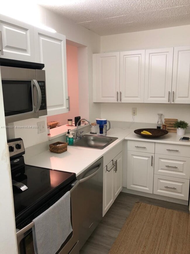 Building Photo - 8635 NW 8th St