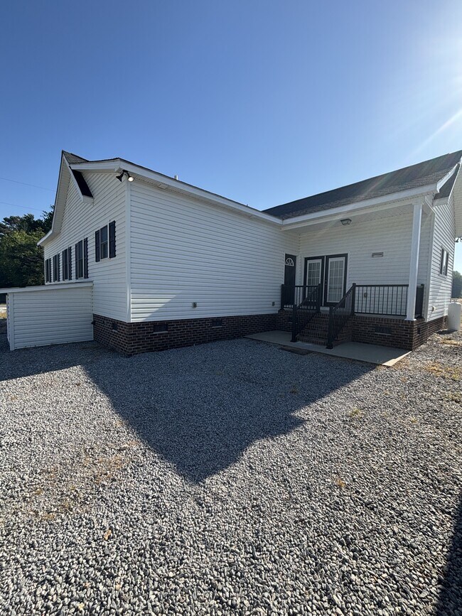 Building Photo - 5018 Bryant Pond Rd