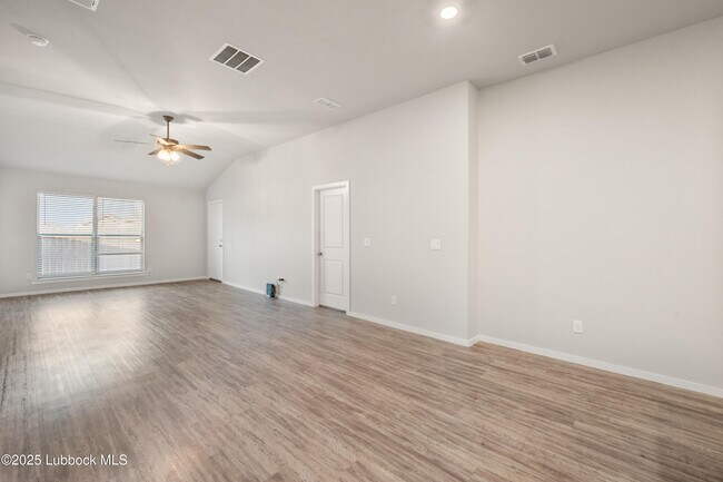Building Photo - 1626 133rd St