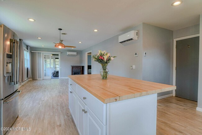 Building Photo - 35 Auburn St