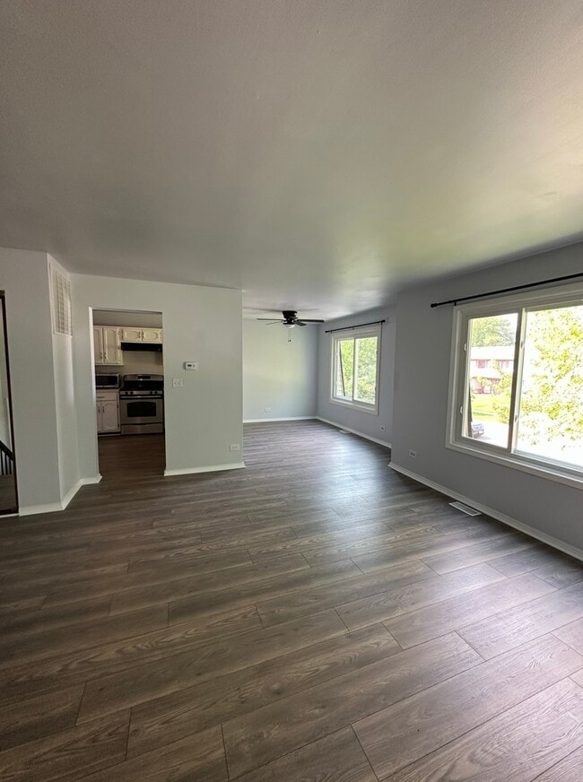 Building Photo - 2061 Windward Ln