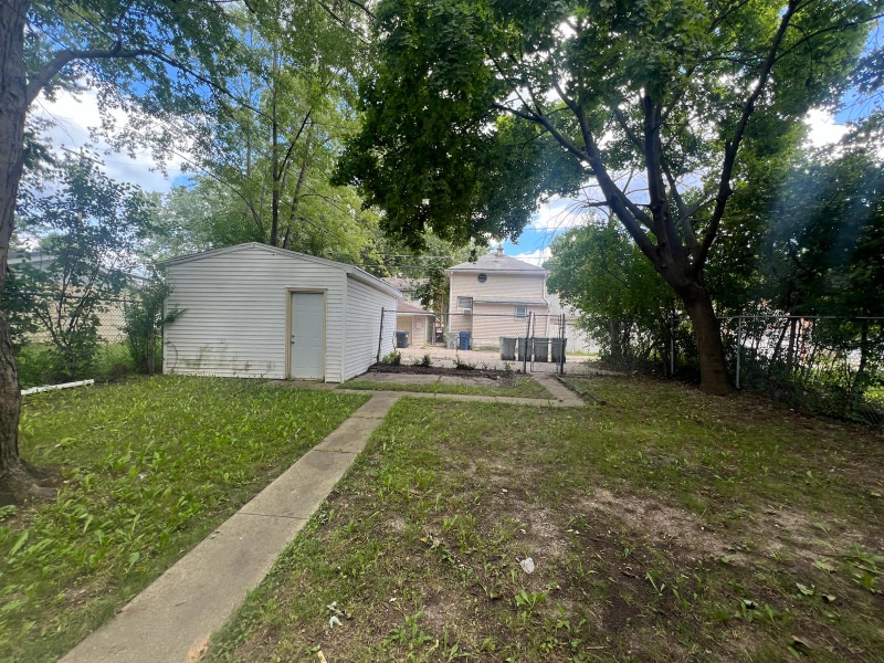 Building Photo - 6078 N 39th St