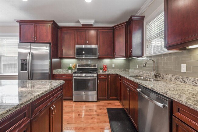 Building Photo - 5185 Holly Fern Trce