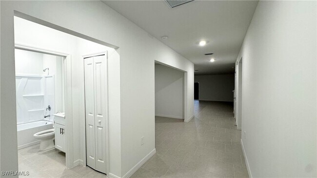 Building Photo - 17208 CANTU Ct