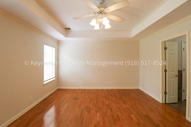 Building Photo - 4 Bed | 2 Bath in Broken Arrow!