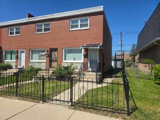 Primary Photo - 9252 S Halsted St