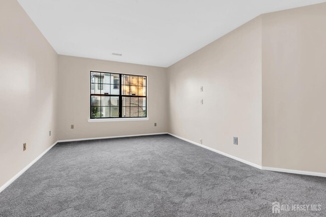 Building Photo - 2101 Bayhead Dr