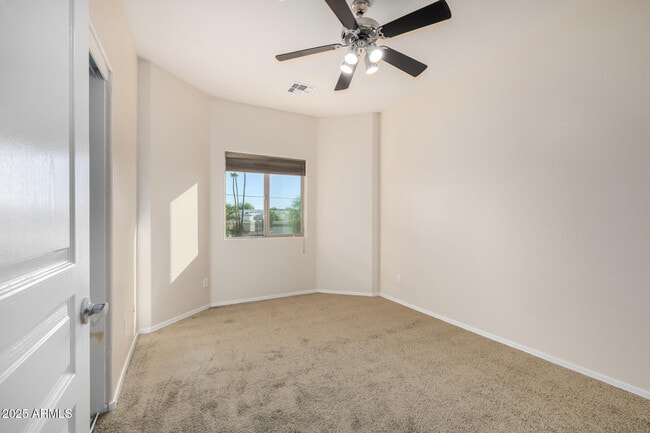 Building Photo - 12050 N Panorama Dr