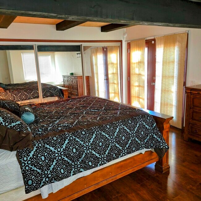 Building Photo - Charming 3-Bedroom + Loft Home in Shay Meadows