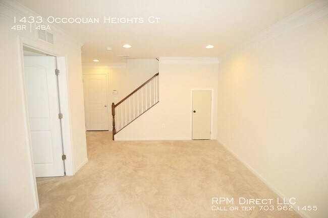 Building Photo - Historic Occoquan!