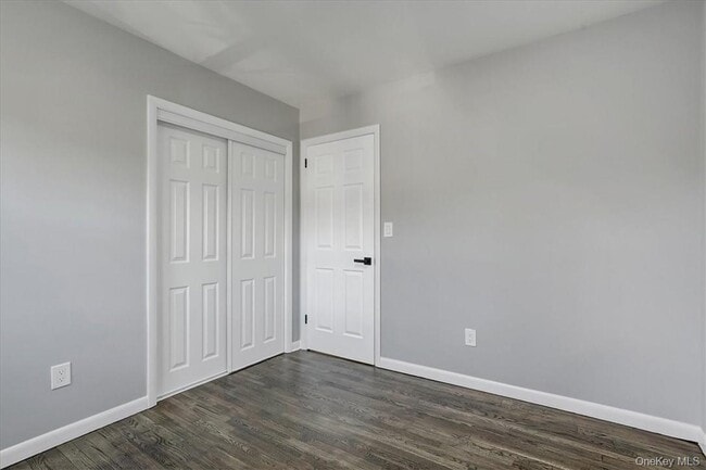 Building Photo - 1 Intervale Ave