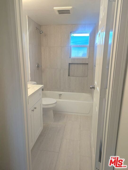 Building Photo - 3837 Sedgwick Ave