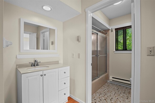 Building Photo - 205 Heritage Hills
