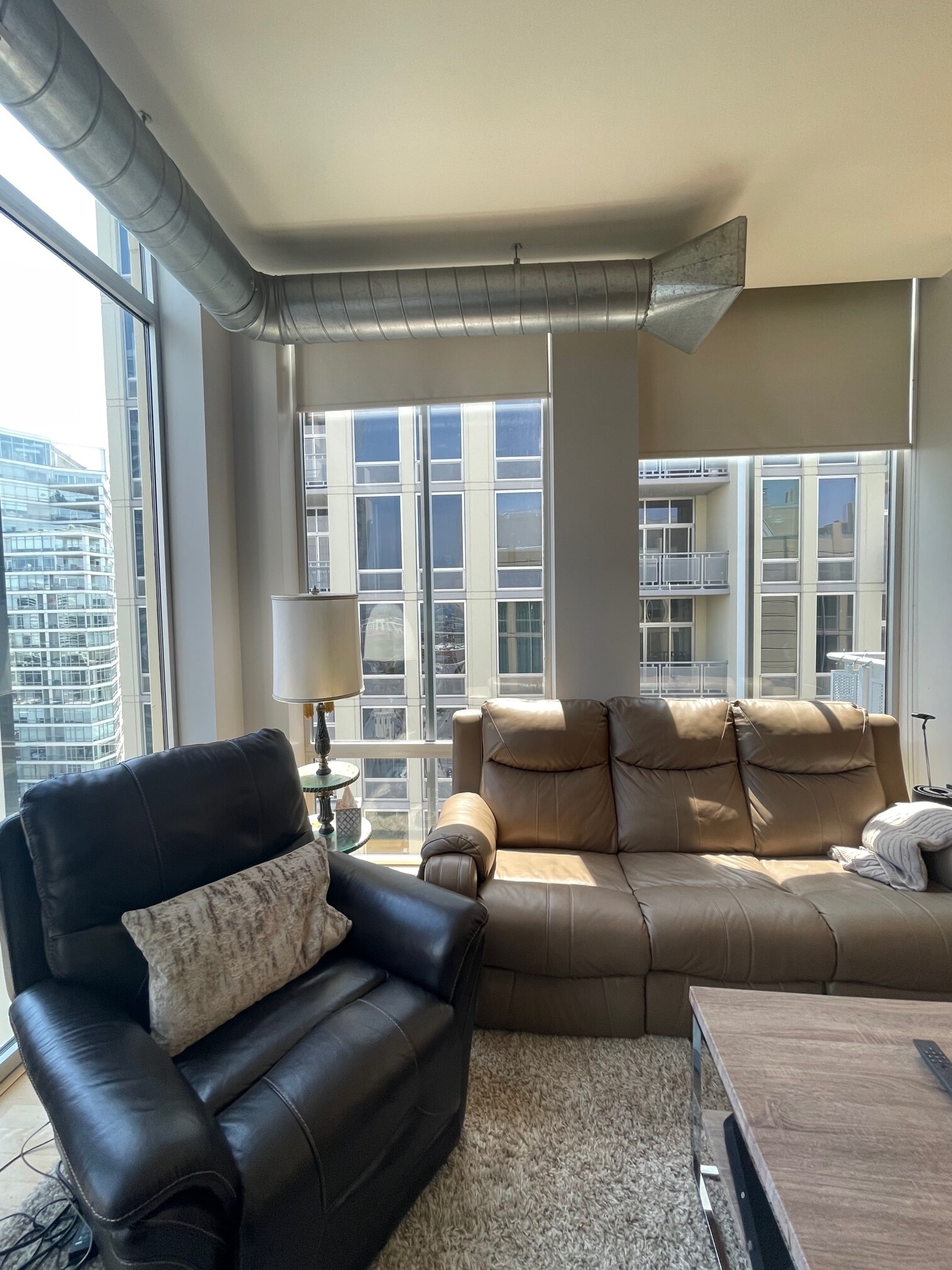 Living Room - 720 N Larrabee St Unit 1707