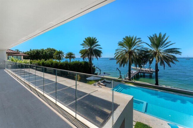 Building Photo - 360 Harbor Dr