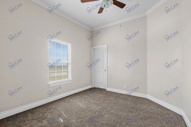 Building Photo - 301 County Rd 207