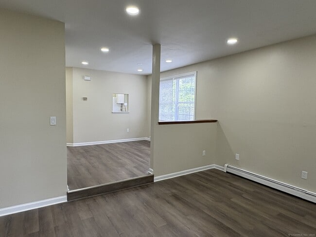 Building Photo - 1211 New Britain Ave